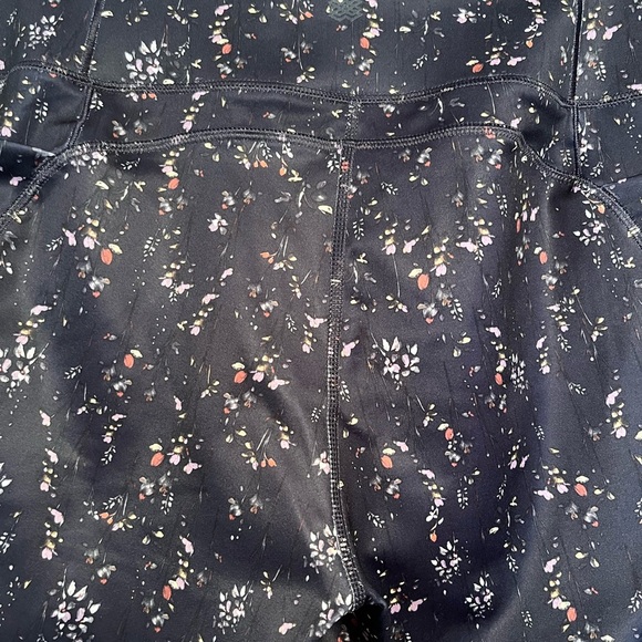 Woman’s FLX Ascent Bike Shorts - Picture 6 of 10